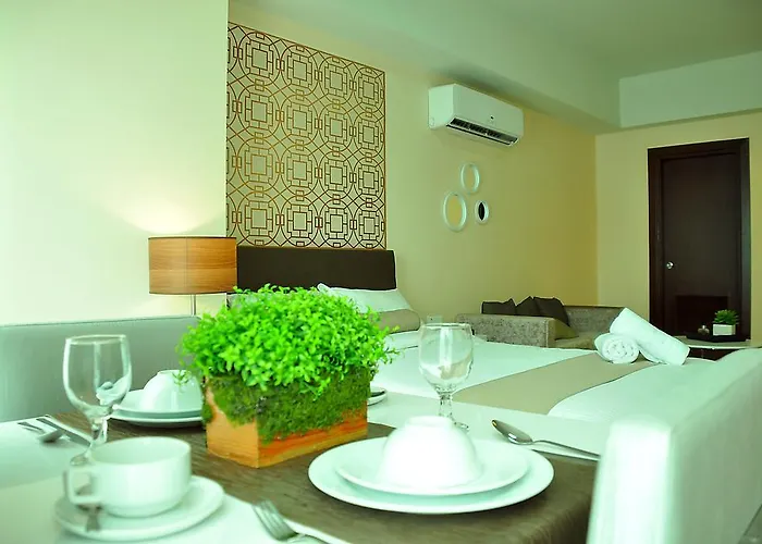 Csuites At Two Central Residences Aparthotel