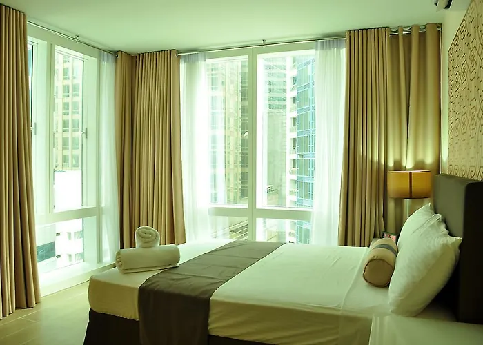 Csuites At Two Central Residences 2*