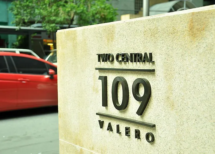 Csuites At Two Central Residences