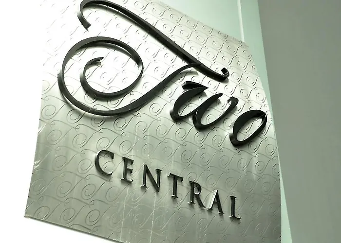 Csuites At Two Central Residences Aparthotel