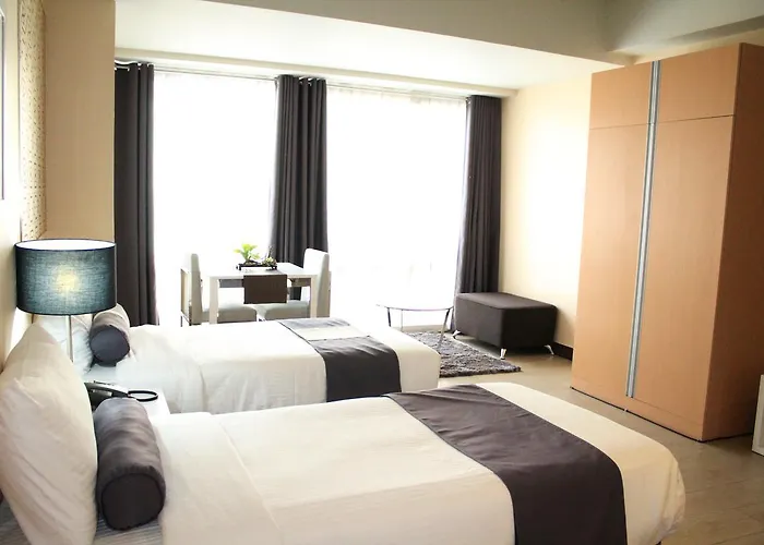Aparthotel Csuites At Two Central Residences Manila