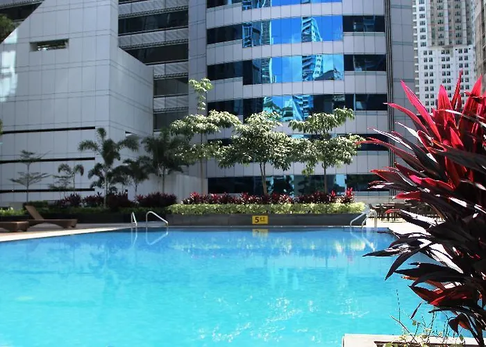 Aparthotel Csuites At Two Central Residences