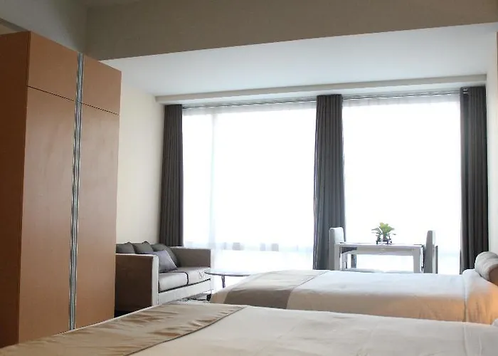 Csuites At Two Central Residences Aparthotel 2*