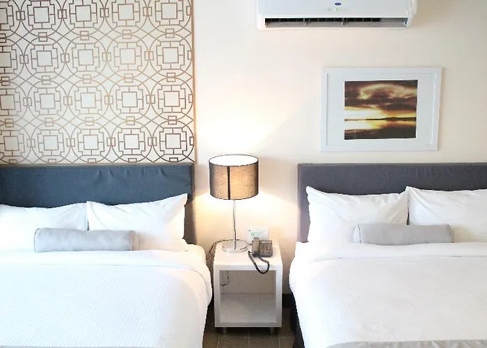 Aparthotel Csuites At Two Central Residences Manila