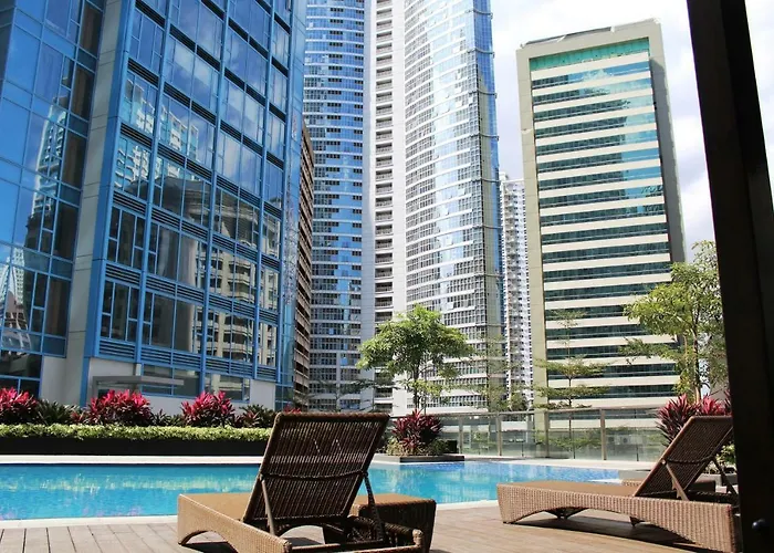 Aparthotel Csuites At Two Central Residences 2*